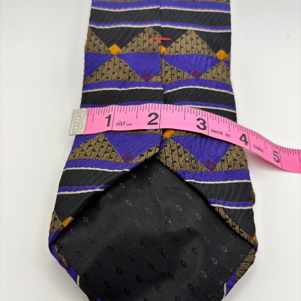 Bugatti 100% Silk‎ Mens Tie Green Black Purple Geometric Shapes Textured USA - Picture 5 of 6